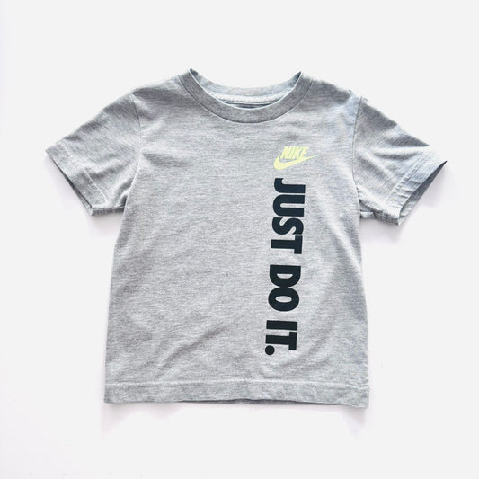 3T Camiseta Nike Nuevo