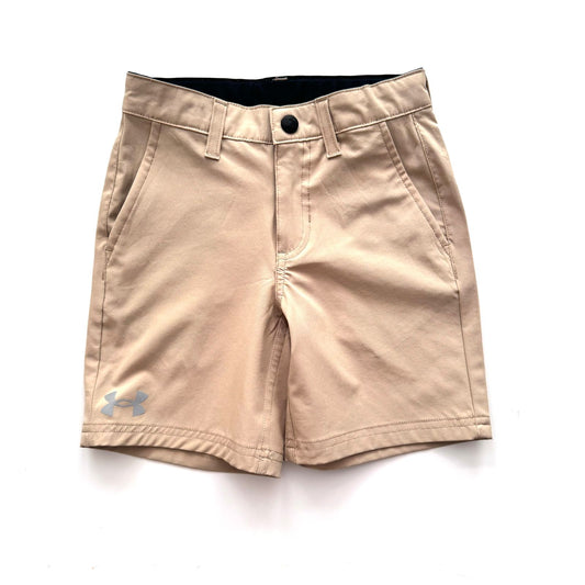 4T Bermuda Under armour Nuevo